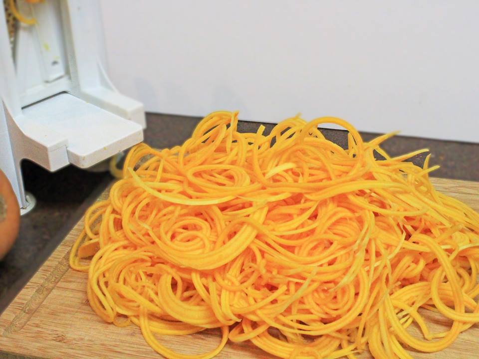 How to Make Vegetable Noodles