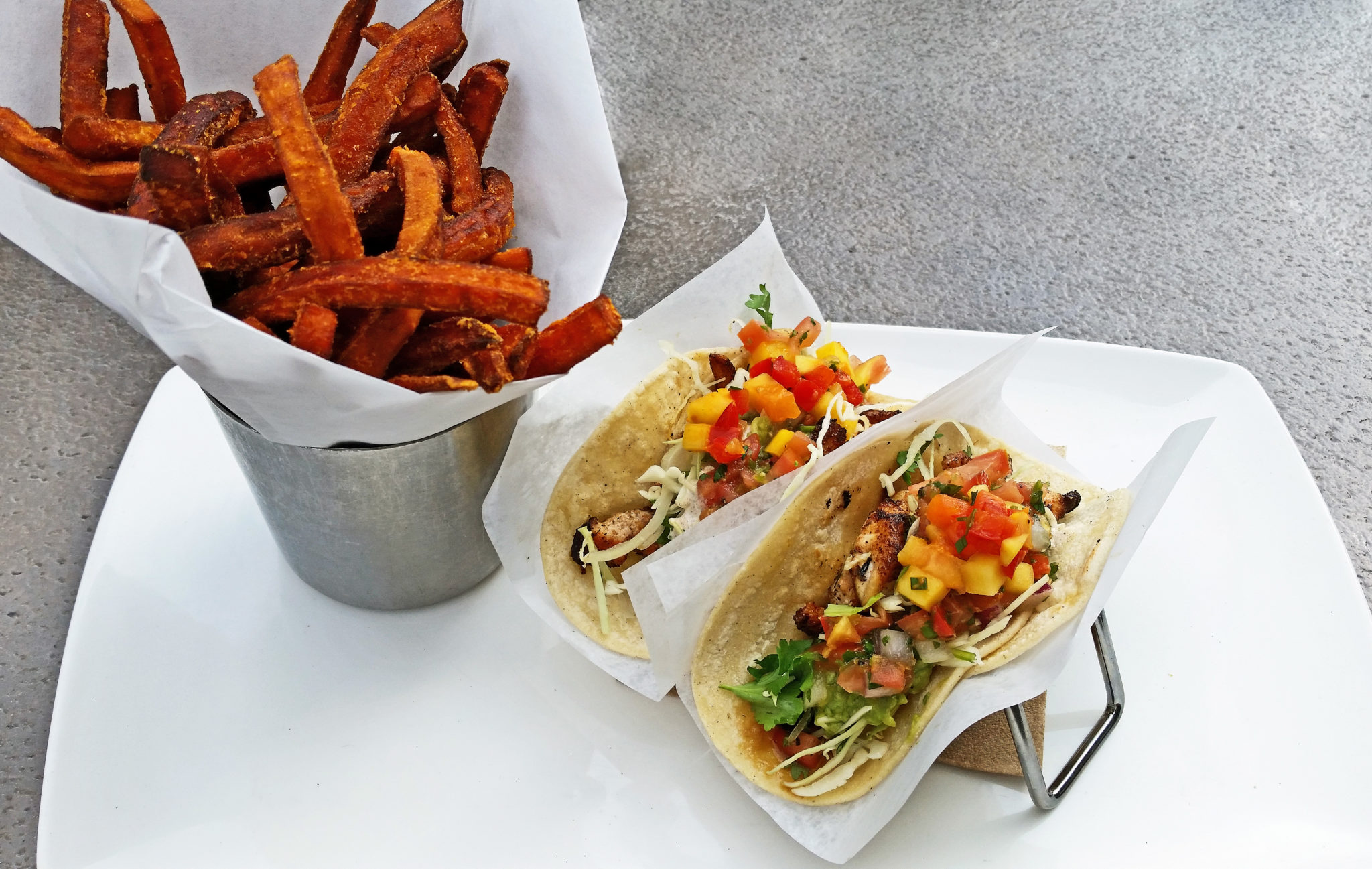 fish tacos yardhouse