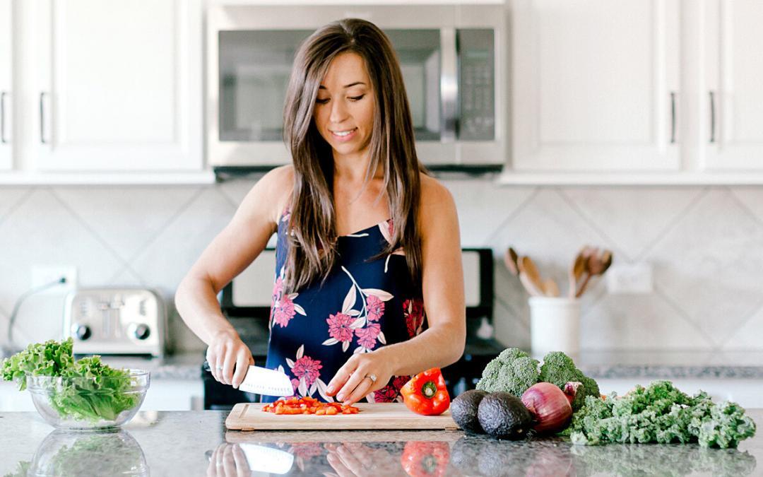 The Biggest Mistake People Make When Trying to Eat Healthy – Consistently